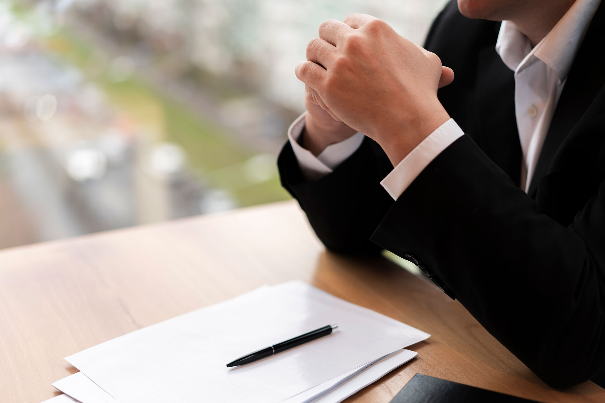 side-view-thoughtful-business-man