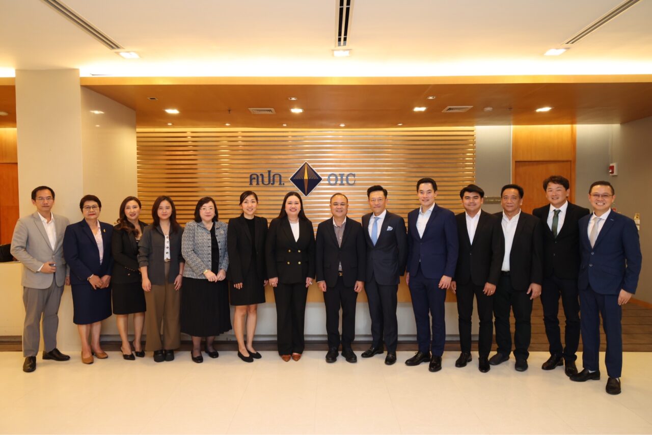 คณะกรรมสมาคมนายหน้าประกันภัยไทยชุดใหม่ได้เข้าพบเลขาธิการ คปภ.